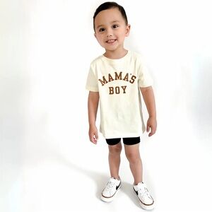 Cream 'Mama's Boy' Kids T-Shirt 3T Sweet Wink